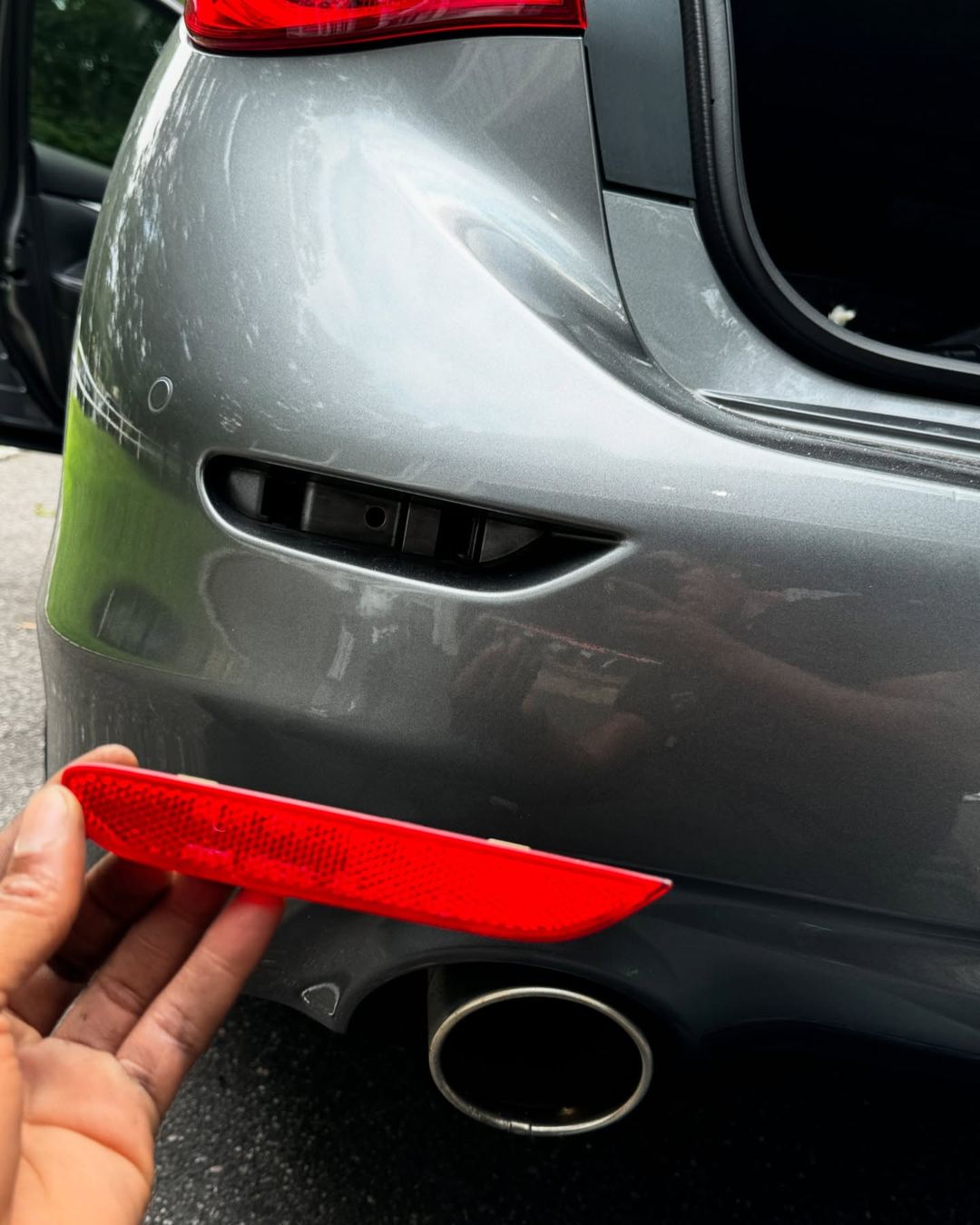 Infiniti Q50, carbon rear end, photo 5 of 8