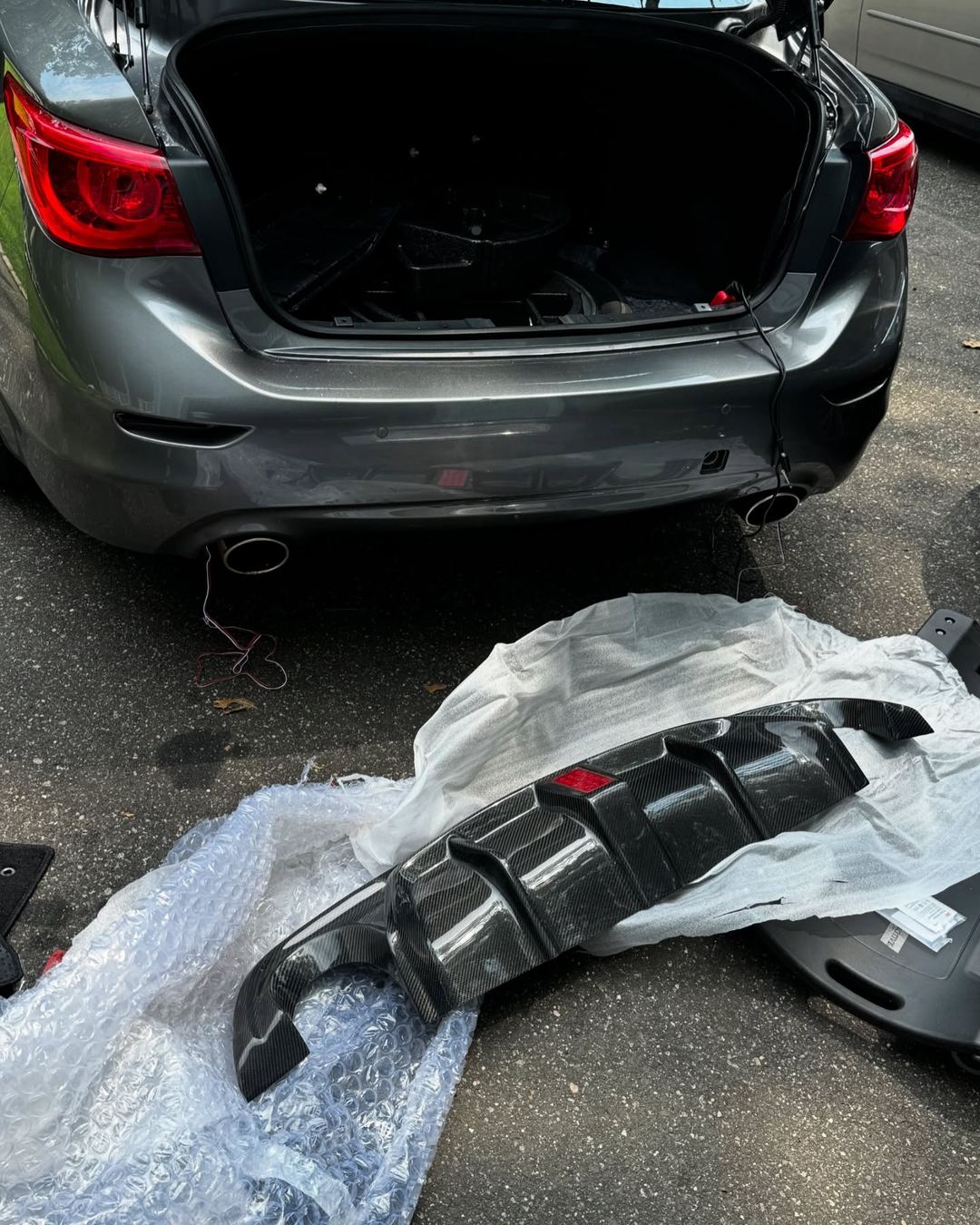 Infiniti Q50, carbon rear end, photo 6 of 8