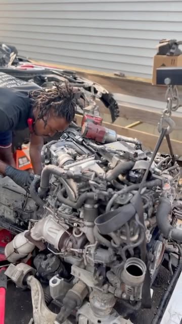 Replacement engine for a 2017 Infiniti Q50 3.0T